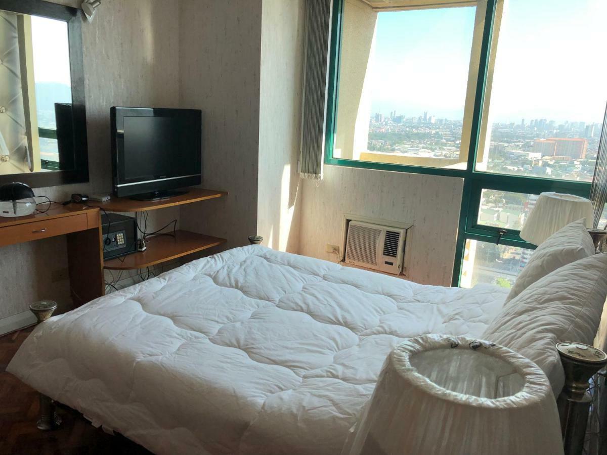 67 Sqm. Condo Unit In Robinson Place Residences مانيلا المظهر الخارجي الصورة